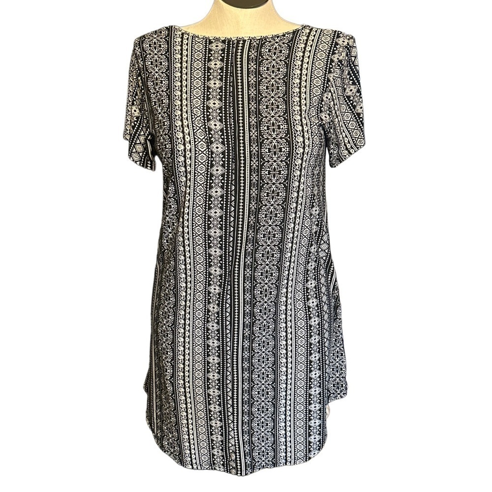 Black and white dress
